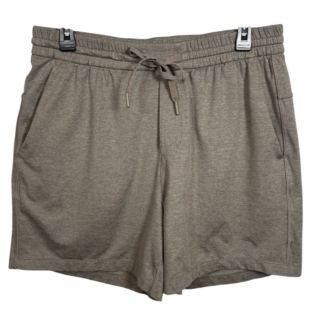 LULULEMON Men's Soft Jersey Short 5", Rover (Brown/Gray) Size Large
